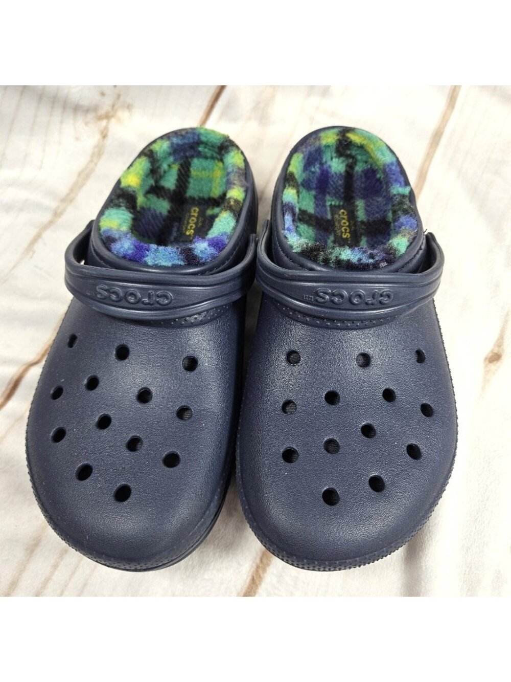 Crocs Lined Classic Unisex Kids Clog Size (J) 5 Navy Blue Fuzzy Fleece Slipper